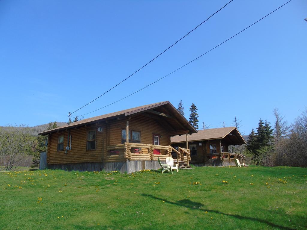 Cajun Cedar Log Cottages Margaree Forks ภายนอก รูปภาพ
