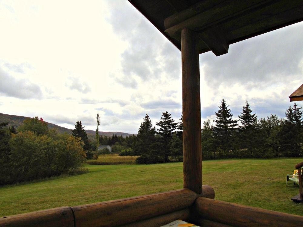 Cajun Cedar Log Cottages Margaree Forks ภายนอก รูปภาพ