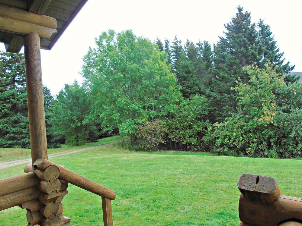 Cajun Cedar Log Cottages Margaree Forks ภายนอก รูปภาพ