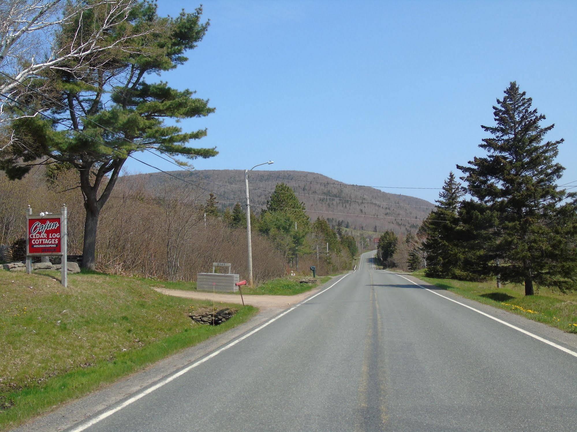 Cajun Cedar Log Cottages Margaree Forks ภายนอก รูปภาพ