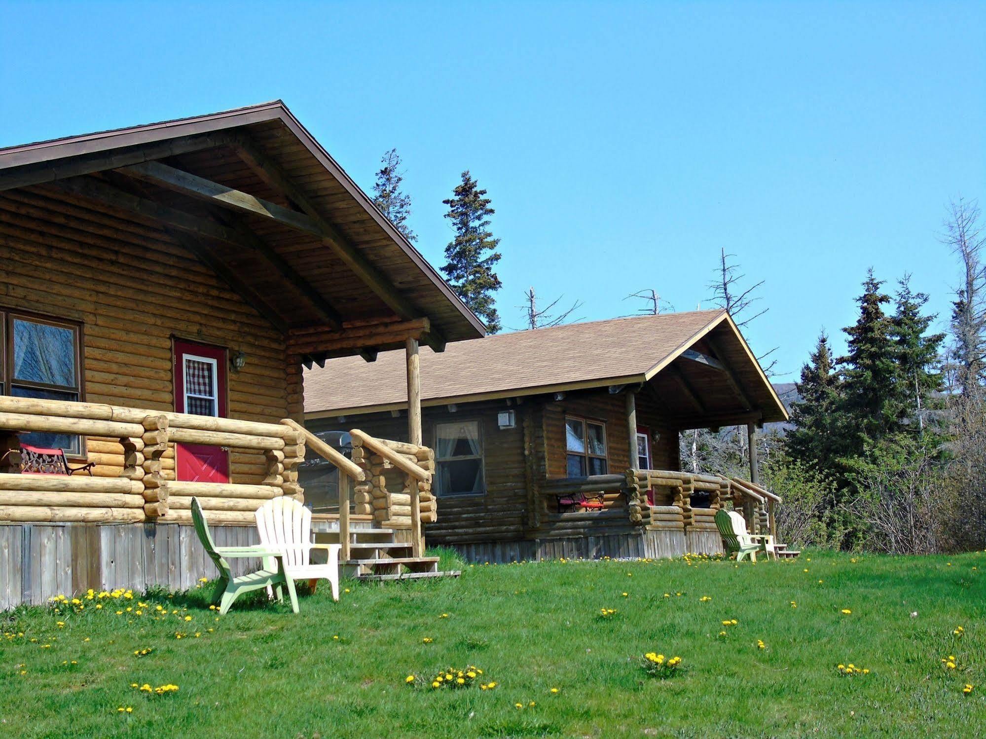 Cajun Cedar Log Cottages Margaree Forks ภายนอก รูปภาพ